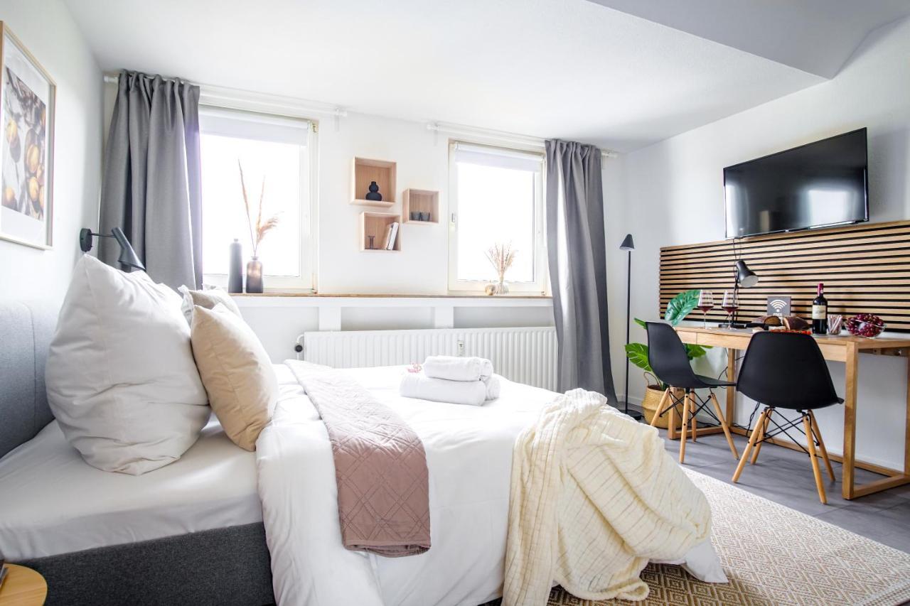 Homefy Studio Sky - Free Parking - Elevator - Desk - Netflix Essen Exteriér fotografie